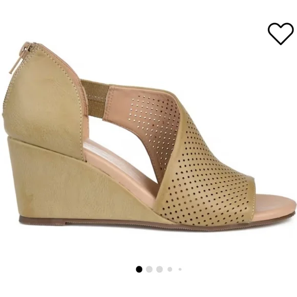 Women's Journee Collection Aretha Wedges - Picture 1 of 7